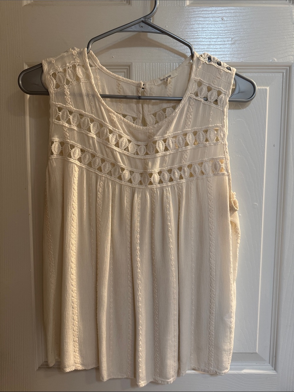 Maurices Cream Crochet Trim Sleeveless Blouse